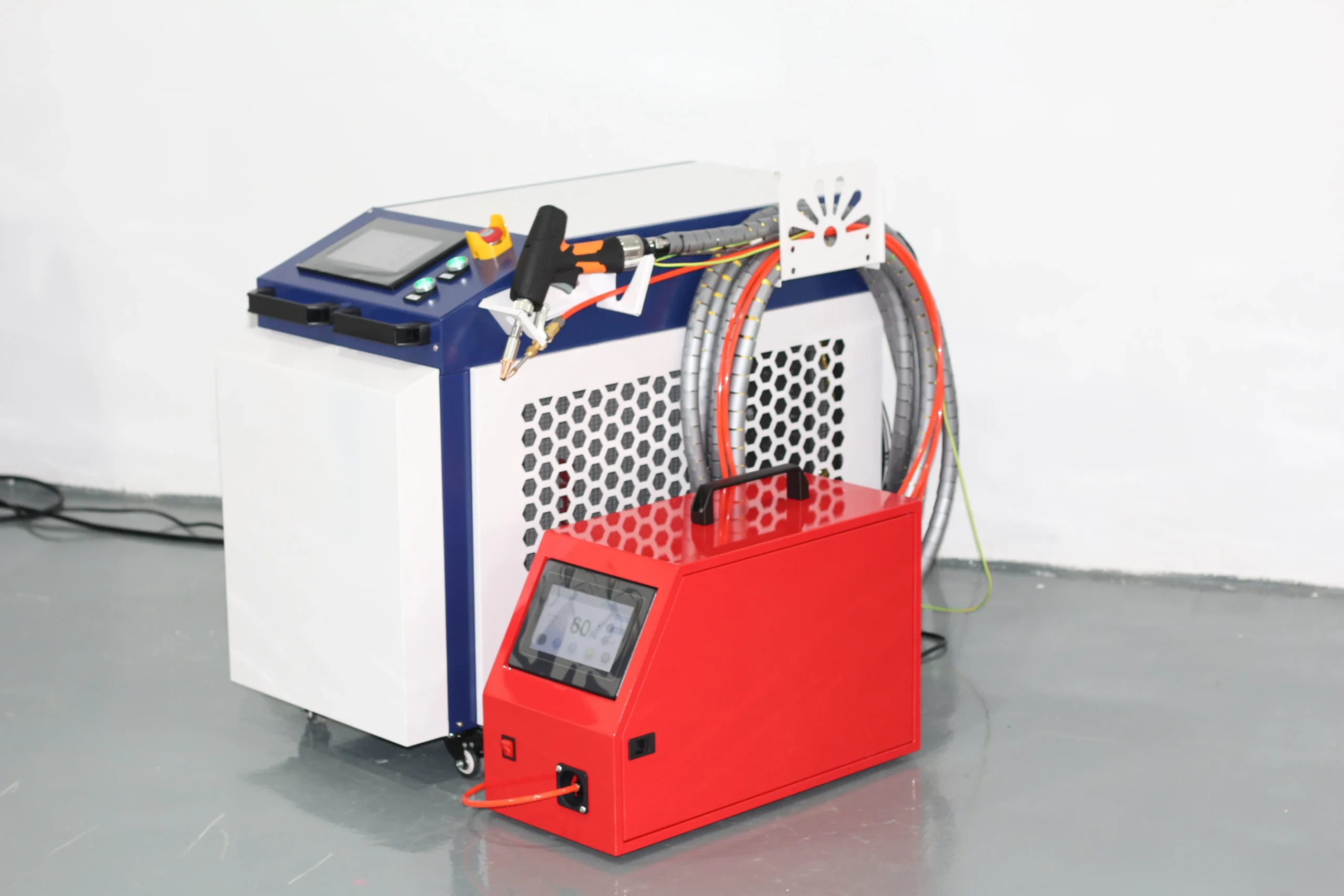 1500W Handheld Fiber Laser Welding Machine | Industrial Water-Cooled Precision Welding System - Image 2